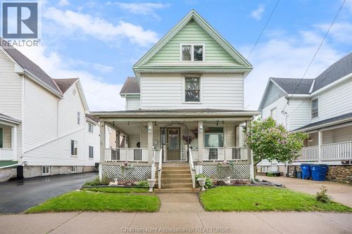 282 Queen St, Chatham, ON, N7M2H4 | Card Image
