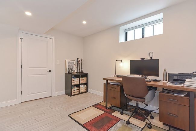 37 - 37 Algonquin Rd, Condo with 3 bedrooms, 4 bathrooms and 2 parking in Chestnut Hill MA | Image 28