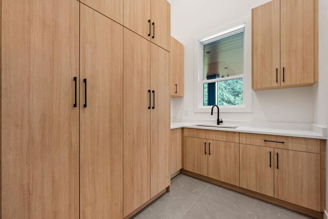 1209 Ioco Rd, House other with 4 bedrooms, 5 bathrooms and 4 parking in Port Moody BC | Image 16