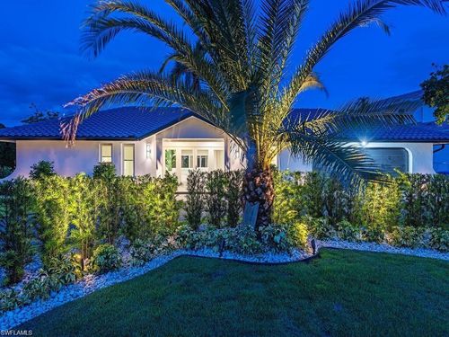 4856 Crayton Rd, NAPLES, FL, 34103-2438 | Card Image