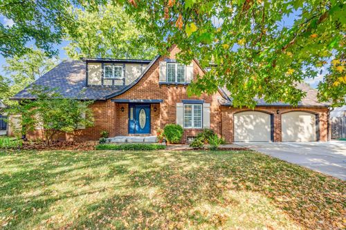 8509 E Stoneridge Ln, Wichita, KS, 67206-2436 | Card Image