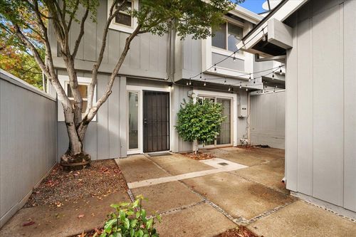 3292 Amethyst Dr, Cameron Park, CA, 95682-8558 | Card Image