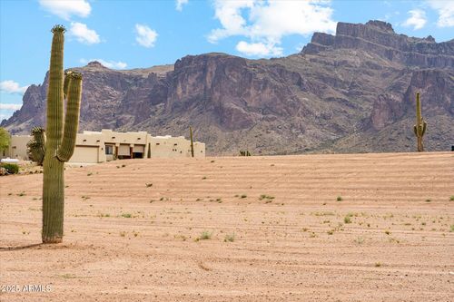 3-0 S Roadrunner Rd, Apache Junction, AZ, 85119 | Card Image