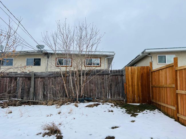 6115 Penbrooke Drive Se, Home with 5 bedrooms, 2 bathrooms and 2 parking in Calgary AB | Image 19