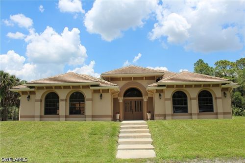 461 33rd Ave Ne, NAPLES, FL, 34120-7306 | Card Image