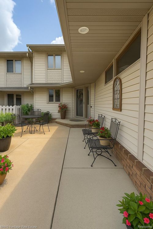 168 Addison Cir, Fowlerville, MI, 48836-8773 | Card Image