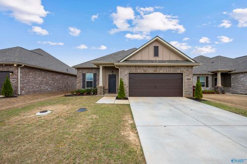 24454 Bekah Ln, Toney, AL, 35773-4911 | Card Image