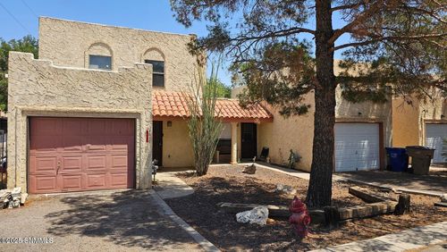 701 Parker Rd, Las Cruces, NM, 88005-2182 | Card Image