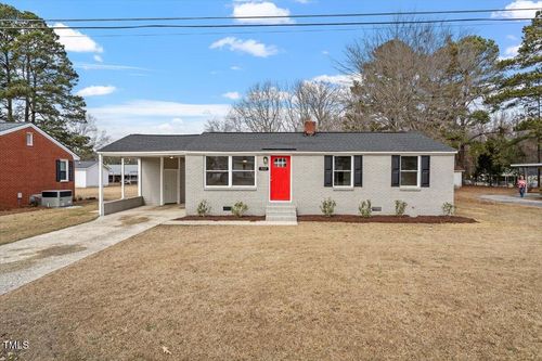 322 Pace St, Smithfield, NC, 27577-3112 | Card Image