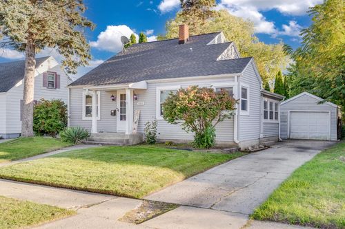 2003 30th St, Kenosha, WI, 53140-2254 | Card Image