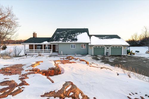 E7501 Circle Drive, Viroqua, WI, 54665 | Card Image