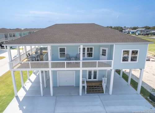 104 Wakatobi Dr, Rockport, TX, 78382-3782 | Card Image