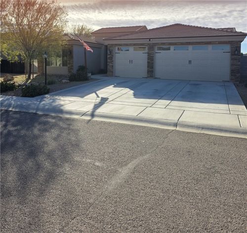 1996 Rex Allen Dr, Kingman, AZ, 86409-3283 | Card Image