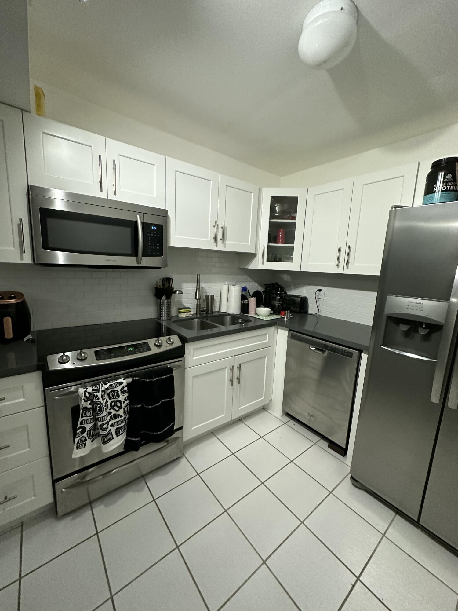 Residential Lease in Boca Raton 3