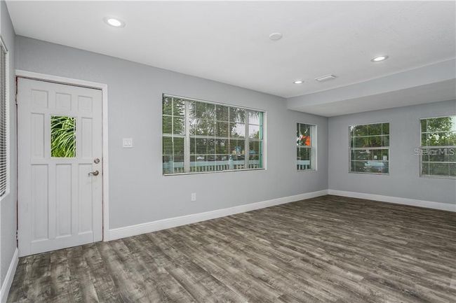Living Room | Image 26