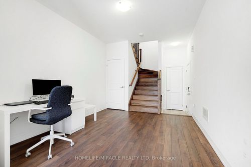 26 Haydrop Rd, Brampton, ON, L6P4P3 | Card Image