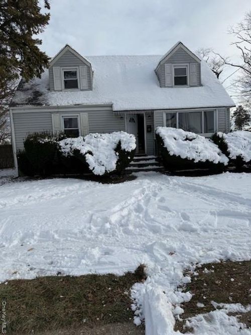 48 Cliff Ave, Hempstead, NY, 11550-7117 | Card Image