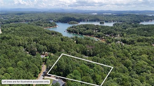 127 Longwood Dr, Seneca, SC, 29672 | Card Image