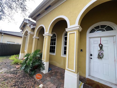 29641 Sw 165th Ct, Homestead, FL, 33033-3207 | Card Image