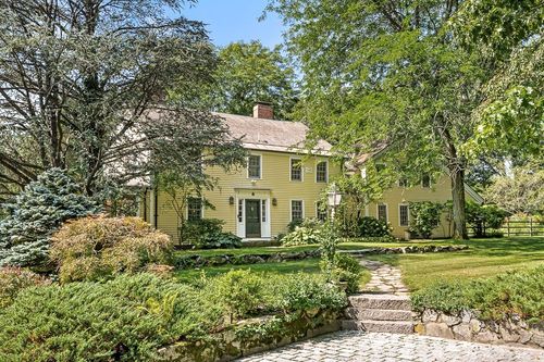 151 Oakland St, Wellesley, MA, 02481-5343 | Card Image