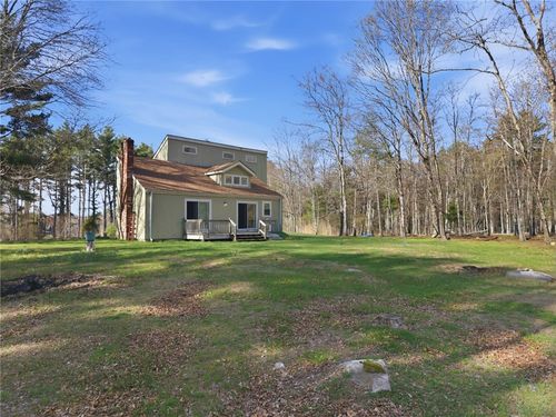 28 Shippee Schoolhouse Rd, Foster, RI, 02825-1627 | Card Image