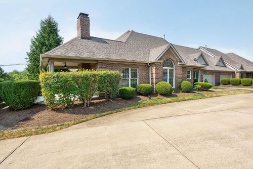 1904-1561 Pine Needles Ln, Lexington, KY, 40513-1503 | Card Image
