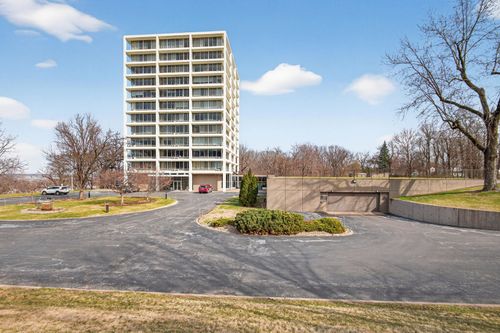 3d-1337 21st Ave, Rock Island, IL, 61201-4411 | Card Image