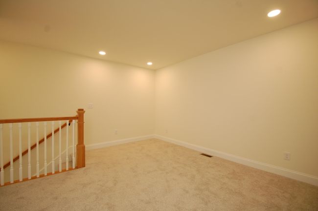 2C - 16 Sheffield St, Condo with 2 bedrooms, 3 bathrooms and null parking in Hudson NH | Image 9