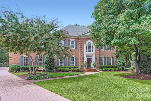 2560 Morrocroft Ln, Charlotte, NC, 28211-3357 | Card Image