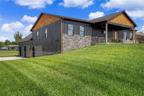 4148 Rushton Dr, Beavercreek, OH, 45431-1630 | Card Image