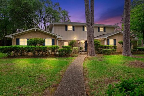 8 Shady Ln, Longview, TX, 75604-3510 | Card Image