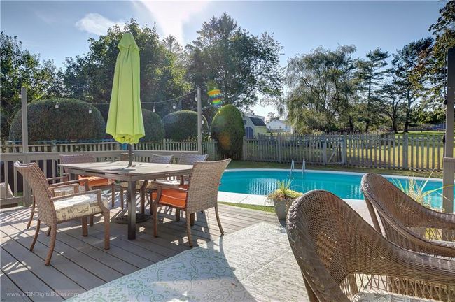 569 Turner Rd, Home with 4 bedrooms, 3 bathrooms and 6 parking in Middletown RI | Image 36