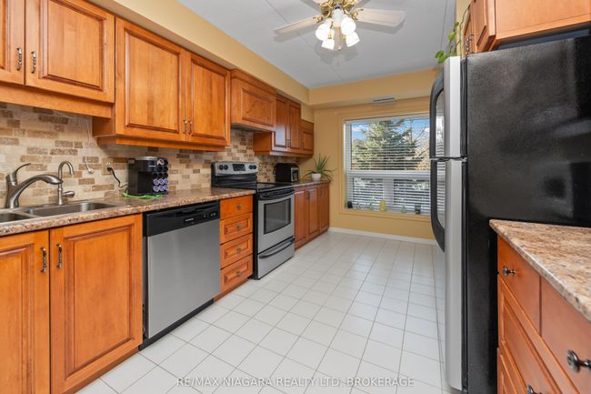 206 - 6704 Thorold Stone Rd, Condo with 2 bedrooms, 2 bathrooms and 1 parking in Niagara Falls ON | Image 10