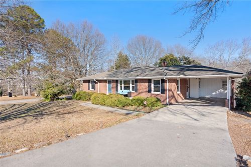 420 Brock St, Central, SC, 29630-9287 | Card Image