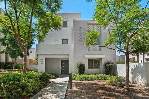 112 Menkar, Irvine, CA, 92618 | Card Image