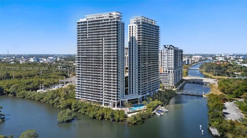 1019-16385 Biscayne Blvd, Aventura, FL, 33160-5464 | Card Image