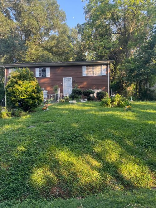 3024 Lightfoot Mill Rd, Chattanooga, TN, 37406-2117 | Card Image