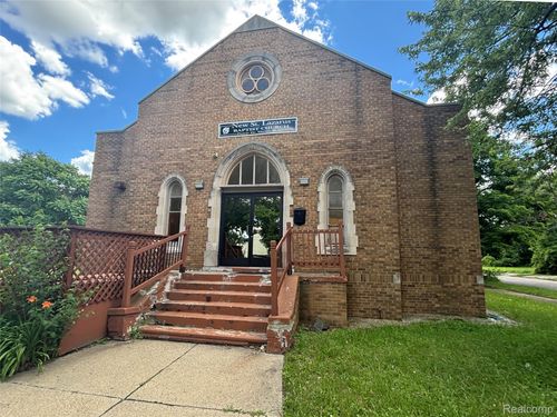 10510 Sterritt St, Detroit, MI, 48213-3223 | Card Image