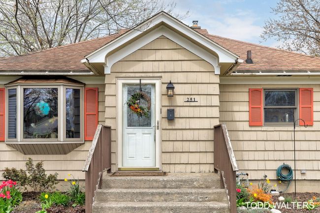 4-web-or-mls-251-w-21st-st | Image 4