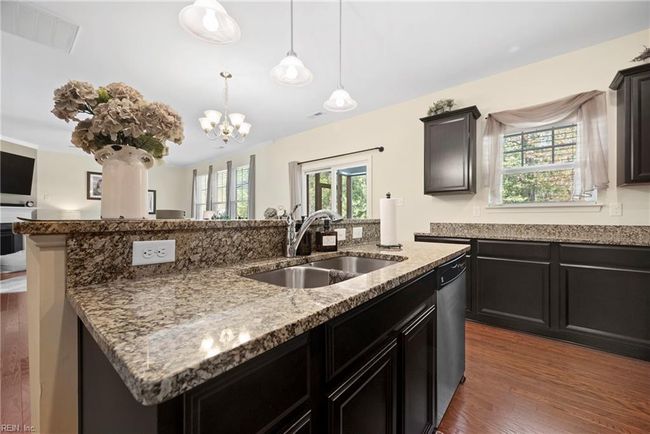8201 Ruddock Pl, House other with 4 bedrooms, 3 bathrooms and null parking in Hayes VA | Image 14