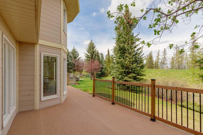 1508 Evergreen Hill Sw, Home with 5 bedrooms, 3 bathrooms and 6 parking in Calgary AB | Image 46