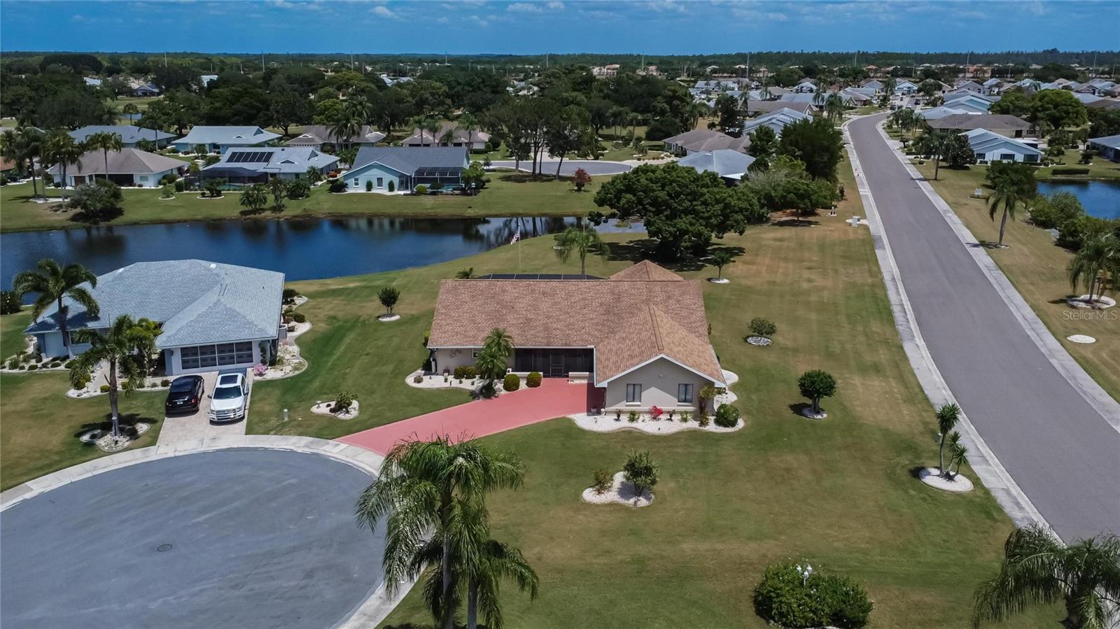 Wedge Ct, Sun City Center, FL 33573