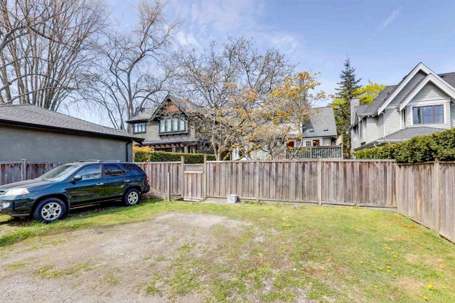 4490 W 11 Th Avenue, House other with 4 bedrooms, 3 bathrooms and 4 parking in Vancouver BC | Image 35