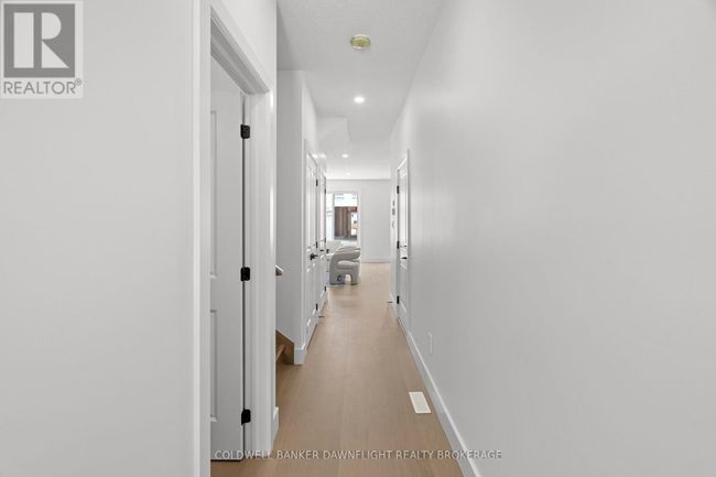27 - 147 Scott's Dr, Townhouse with 3 bedrooms, 3 bathrooms and 2 parking in Lucan ON | Image 5