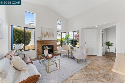 121 Worthing, Hercules, CA, 94547-1248 | Card Image