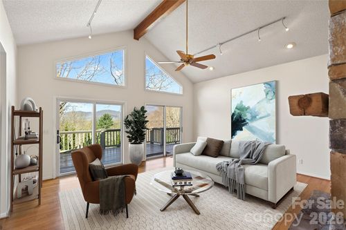 3 Tree Top Pl, Black Mountain, NC, 28711-9469 | Card Image