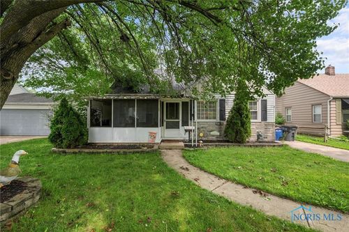 702 Mayfair Blvd, Toledo, OH, 43612-3307 | Card Image