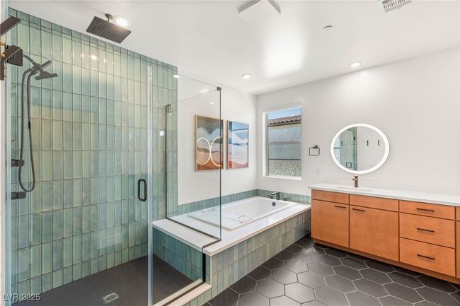 2578 Skylark Trail Street, House other with 4 bedrooms, 4 bathrooms and null parking in Henderson NV | Image 25