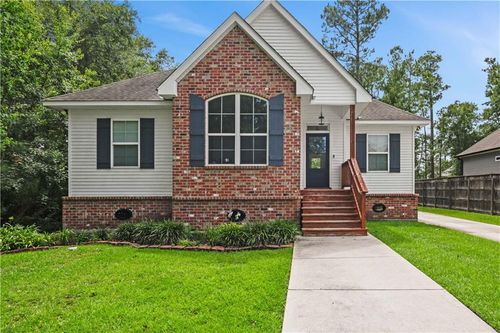 61107 Jade St, Lacombe, LA, 70445-3022 | Card Image
