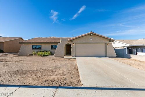 605 Mosswood Dr, Henderson, NV, 89002-8329 | Card Image